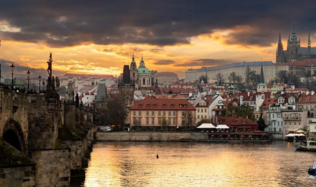 Bohemya'nın Işıltısı Prag Turu 3 Gece Ajet Havayolları İle