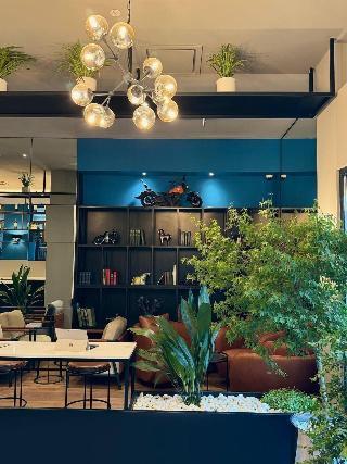 Tbilisi Edition - Design Hotel