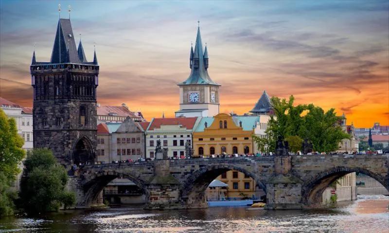İzmir'den Direkt Sefer İle Yılbaşı Özel Prag & Berlin Turu Noel Pazarları Rotası